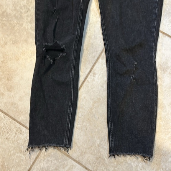Abercrombie and Fitch Skinny High Rise Black Destroy Jeans 4S distressed crop - Picture 6 of 7